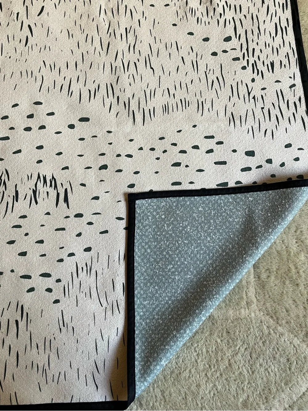 Geometry Bend Yoga Towel